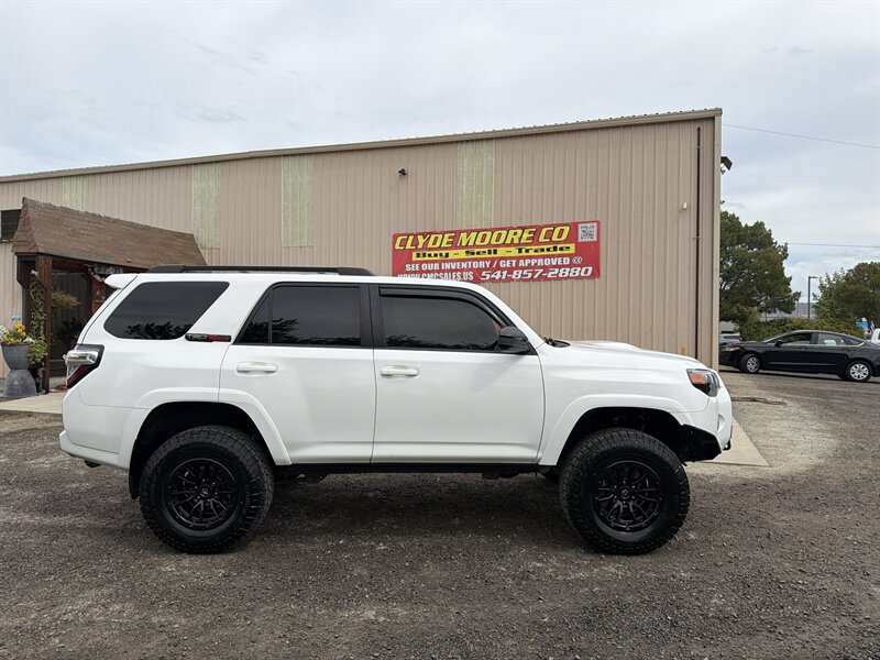 2019 Toyota 4Runner TRD Off-Road  