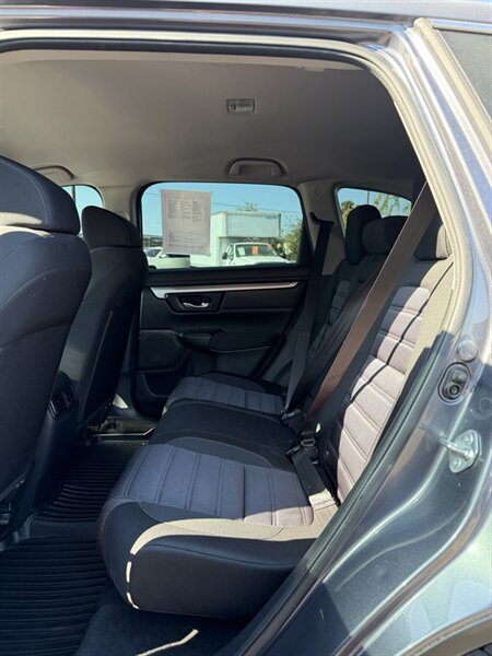 2020 Honda CR-V LX - Photo 9 - Central Point, OR 97502