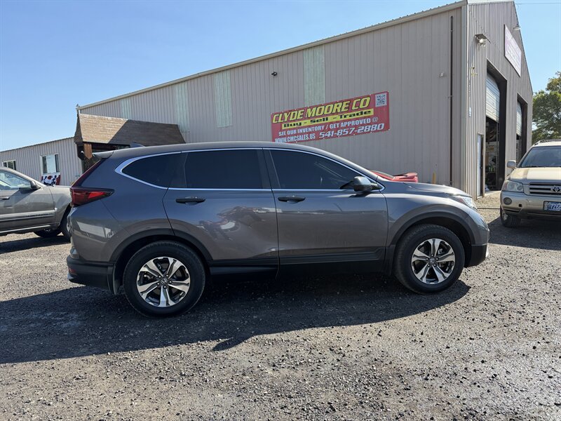 2020 Honda CR-V LX - Photo 4 - Central Point, OR 97502