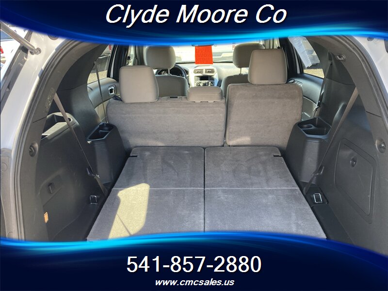 2015 Ford Explorer - Photo 3 - Central Point, OR 97502