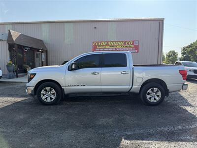 2018 Nissan Titan SV Truck