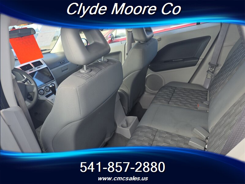 2007 Dodge Caliber SXT - Photo 4 - Central Point, OR 97502