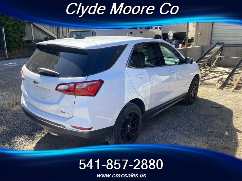 2020 Chevrolet Equinox LT   - Photo 1 - Central Point, OR 97502