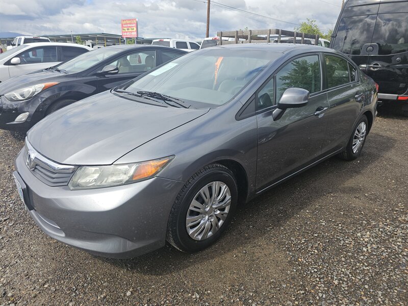 2012 Honda Civic LX - Photo 1 - Central Point, OR 97502