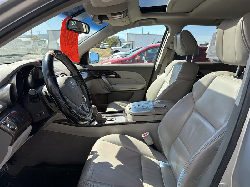 2011 Acura MDX SH-AWD w/Tech - Photo 6 - Central Point, OR 97502