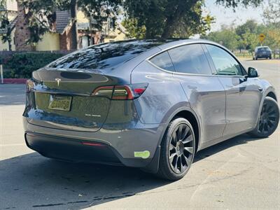 2023 Tesla Model Y Long Range   - Photo 4 - Burbank, CA 91502