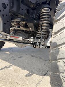 2021 Jeep Gladiator Rubicon   - Photo 9 - Burbank, CA 91502
