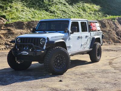 2021 Jeep Gladiator Sport S   - Photo 2 - Burbank, CA 91502