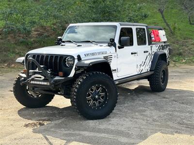 2021 Jeep Gladiator Sport S   - Photo 1 - Burbank, CA 91502