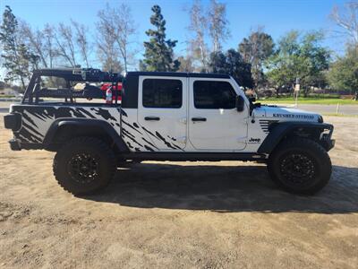 2021 Jeep Gladiator Sport S   - Photo 8 - Burbank, CA 91502