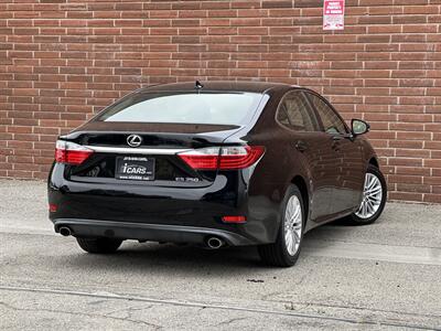 2013 Lexus ES 350   - Photo 4 - Burbank, CA 91502