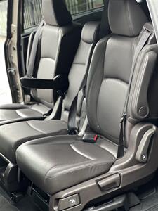 2018 Honda Odyssey Touring   - Photo 7 - Burbank, CA 91502
