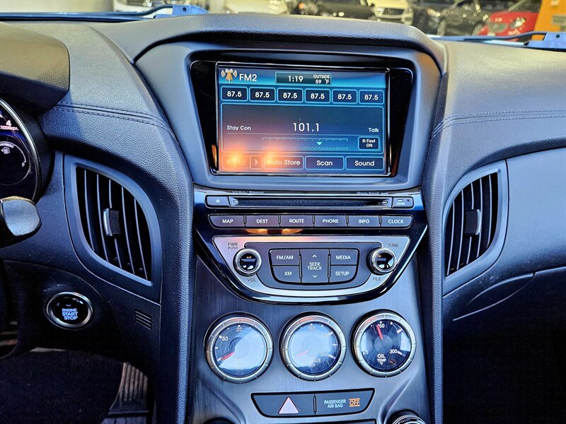 2013 Hyundai Genesis Coupe 3.8 R-Spec Coupe - Photo 29 - Hillsboro, OR 97124