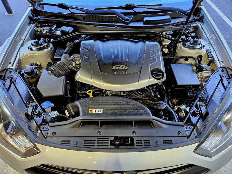 2013 Hyundai Genesis Coupe 3.8 R-Spec Coupe - Photo 46 - Hillsboro, OR 97124