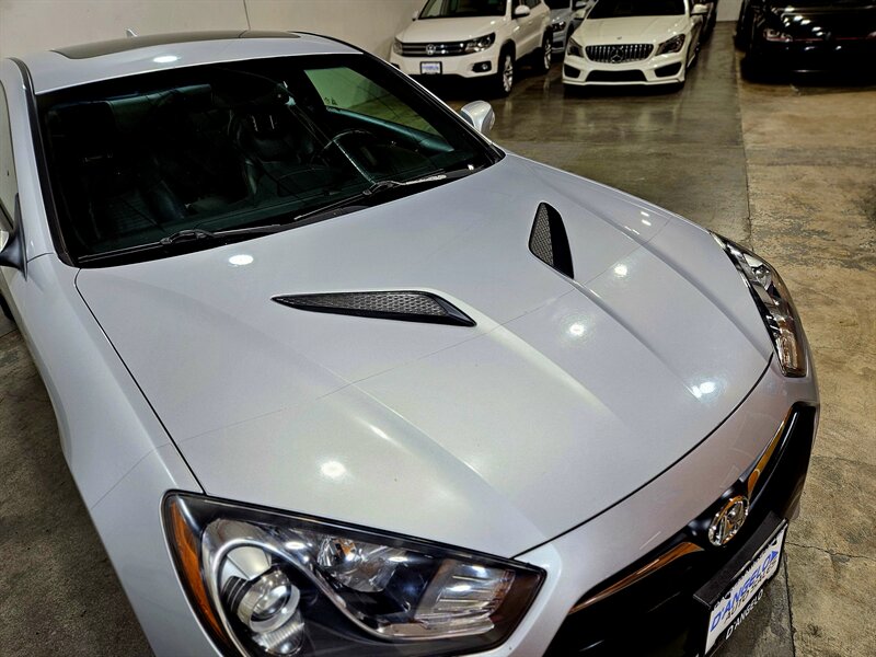 2013 Hyundai Genesis Coupe 3.8 R-Spec Coupe - Photo 13 - Hillsboro, OR 97124