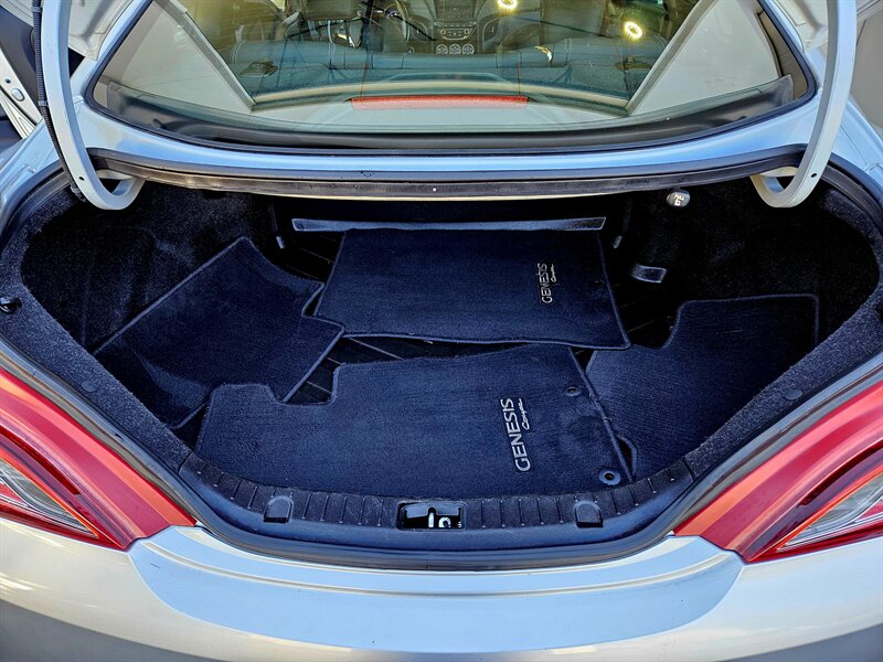 2013 Hyundai Genesis Coupe 3.8 R-Spec Coupe - Photo 43 - Hillsboro, OR 97124