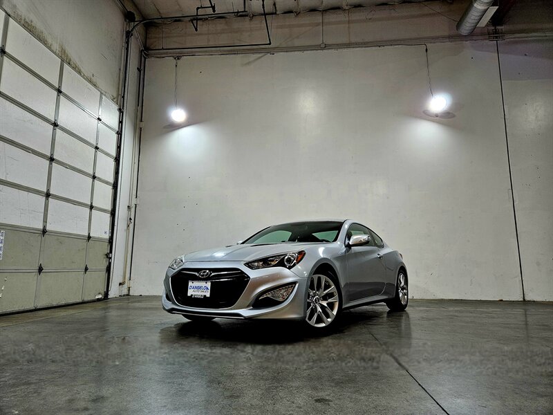 2013 Hyundai Genesis Coupe 3.8 R-Spec Coupe - Photo 18 - Hillsboro, OR 97124