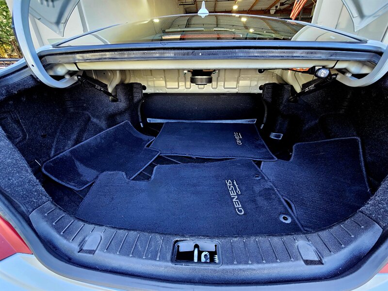 2013 Hyundai Genesis Coupe 3.8 R-Spec Coupe - Photo 44 - Hillsboro, OR 97124