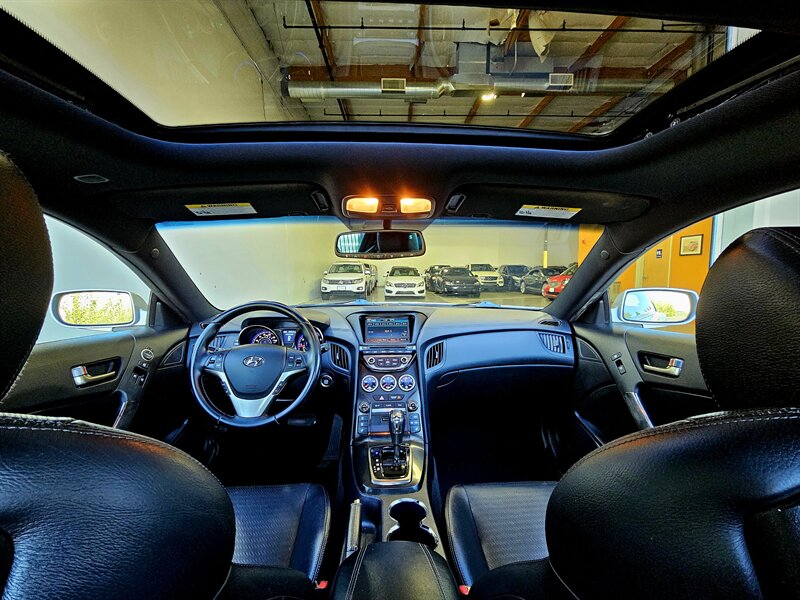 2013 Hyundai Genesis Coupe 3.8 R-Spec Coupe - Photo 23 - Hillsboro, OR 97124