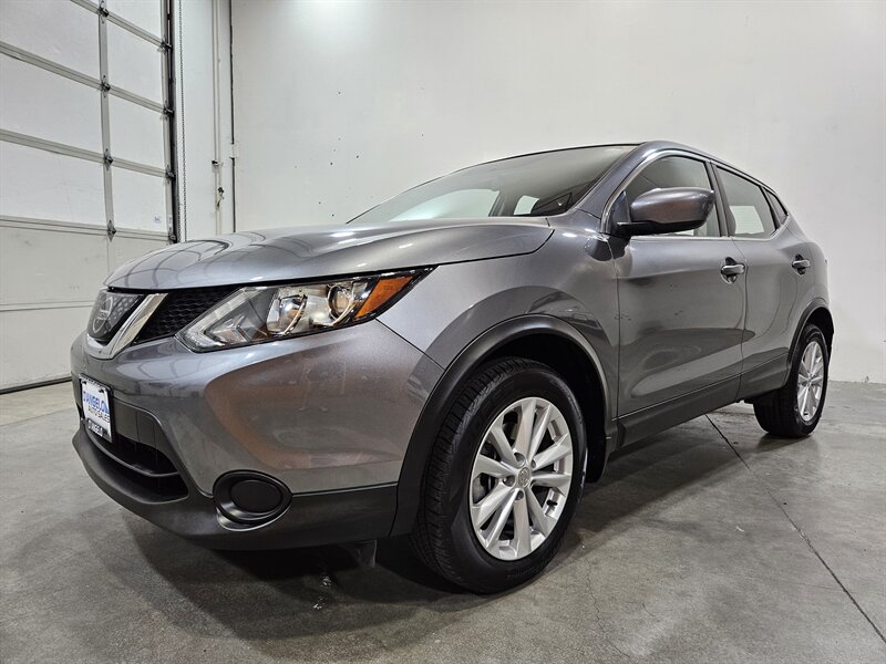 2018 Nissan Rogue Sport S   - Photo 4 - Hillsboro, OR 97124
