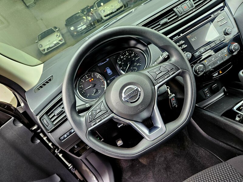 2018 Nissan Rogue Sport S   - Photo 19 - Hillsboro, OR 97124