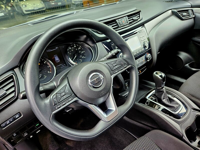2018 Nissan Rogue Sport S   - Photo 18 - Hillsboro, OR 97124