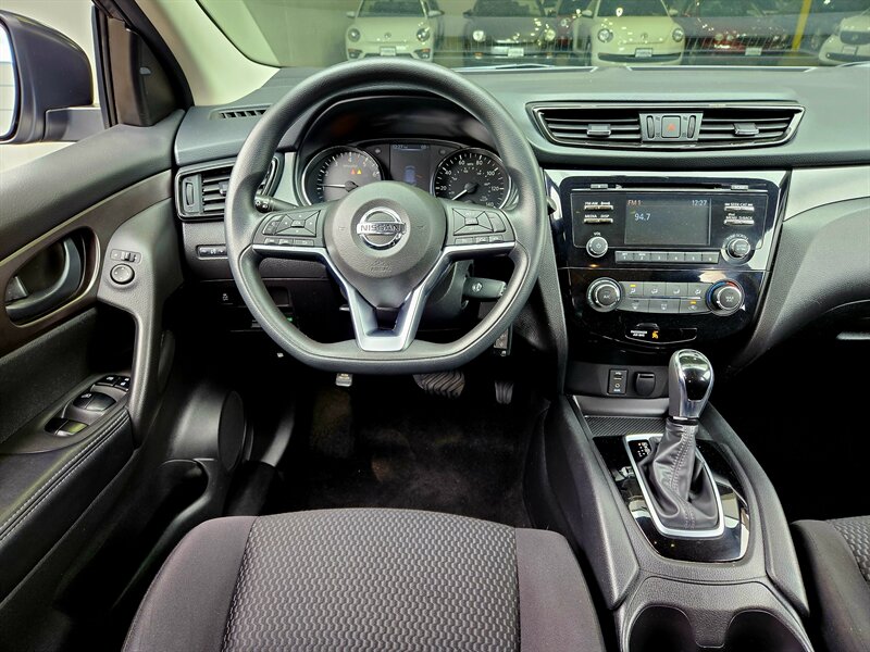 2018 Nissan Rogue Sport S   - Photo 15 - Hillsboro, OR 97124