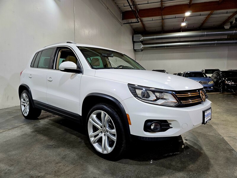 2012 Volkswagen Tiguan SEL   - Photo 3 - Hillsboro, OR 97124