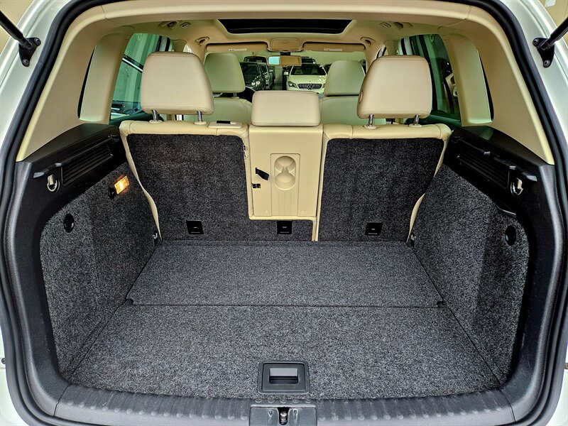2012 Volkswagen Tiguan SEL   - Photo 28 - Hillsboro, OR 97124
