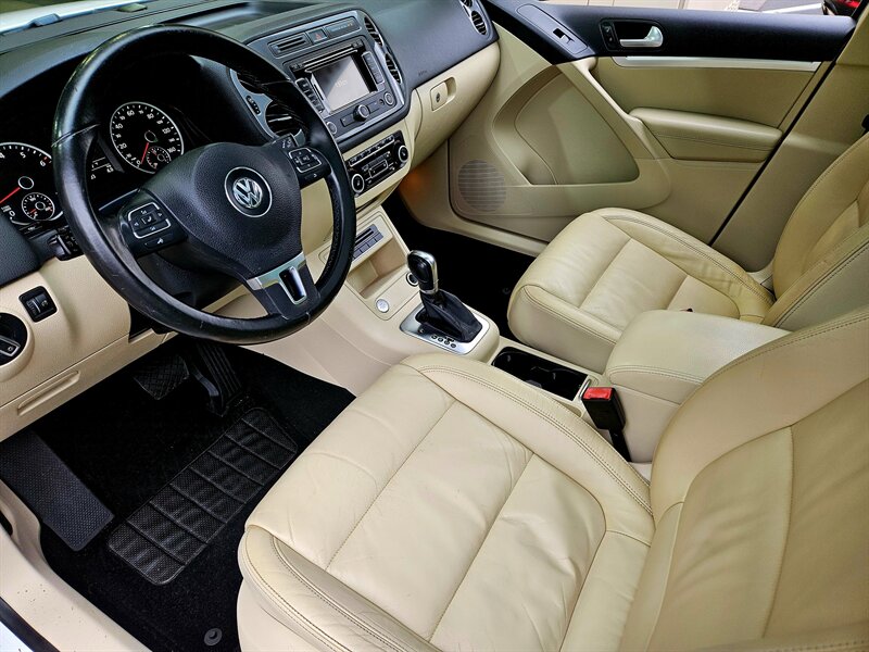 2012 Volkswagen Tiguan SEL   - Photo 17 - Hillsboro, OR 97124