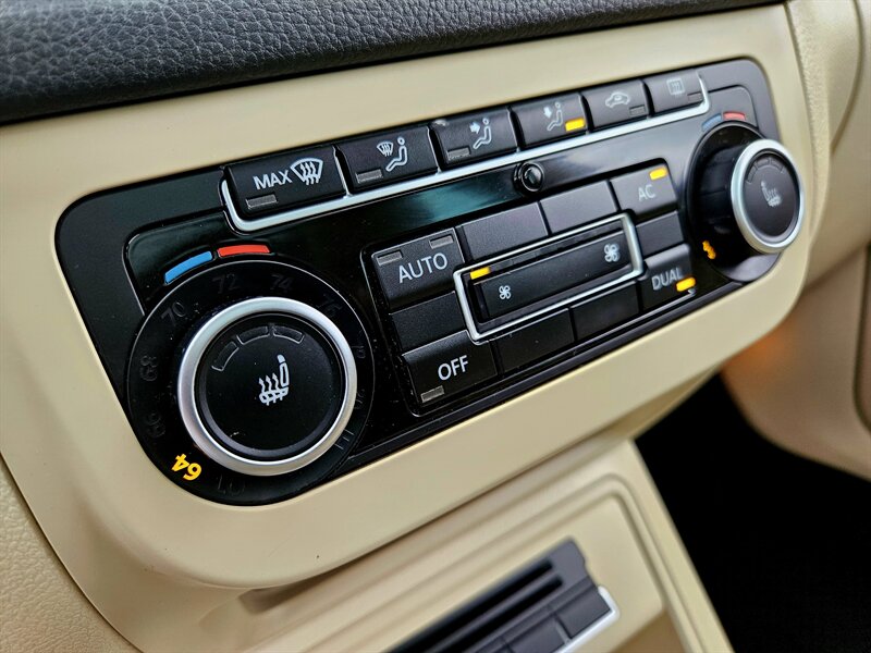 2012 Volkswagen Tiguan SEL   - Photo 23 - Hillsboro, OR 97124