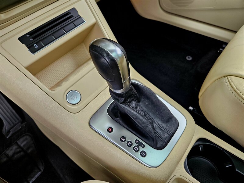 2012 Volkswagen Tiguan SEL   - Photo 24 - Hillsboro, OR 97124
