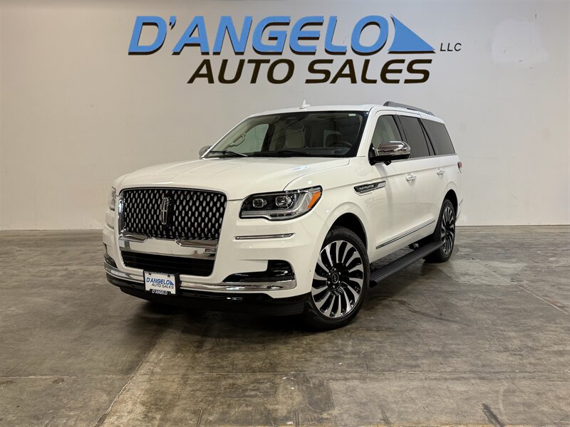 2022 Lincoln Navigator Black Label  