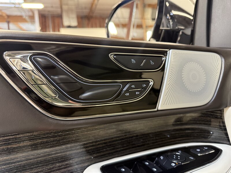 2022 Lincoln Navigator Black Label - Photo 27 - Hillsboro, OR 97124