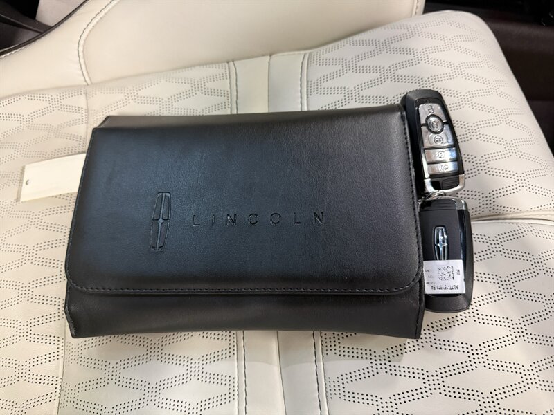 2022 Lincoln Navigator Black Label - Photo 38 - Hillsboro, OR 97124
