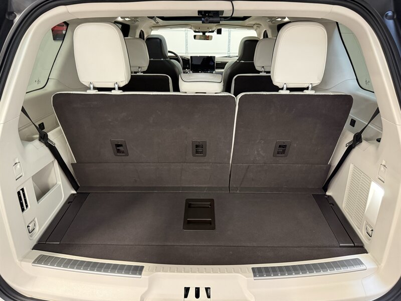 2022 Lincoln Navigator Black Label - Photo 37 - Hillsboro, OR 97124