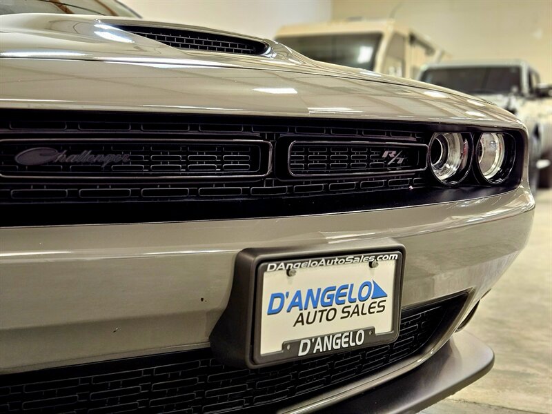 2023 Dodge Challenger R/T - Photo 13 - Hillsboro, OR 97124