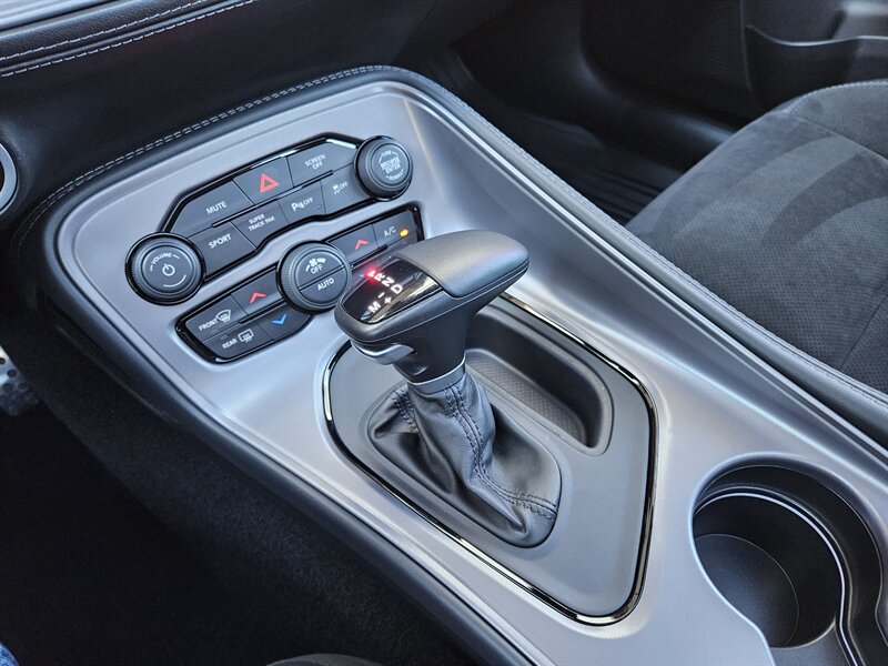 2023 Dodge Challenger R/T - Photo 44 - Hillsboro, OR 97124