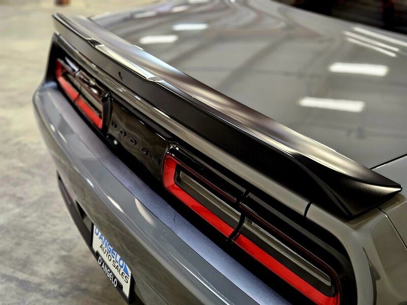 2023 Dodge Challenger R/T - Photo 17 - Hillsboro, OR 97124