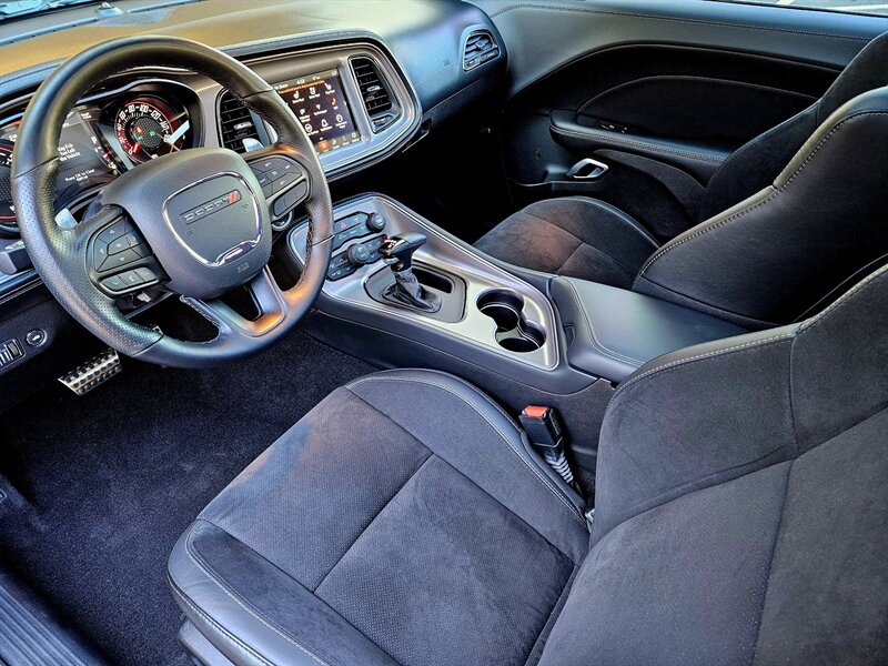 2023 Dodge Challenger R/T - Photo 34 - Hillsboro, OR 97124