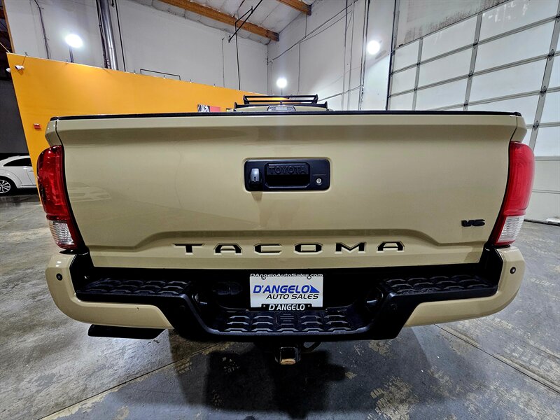 2017 Toyota Tacoma TRD Off-Road - Photo 6 - Hillsboro, OR 97124