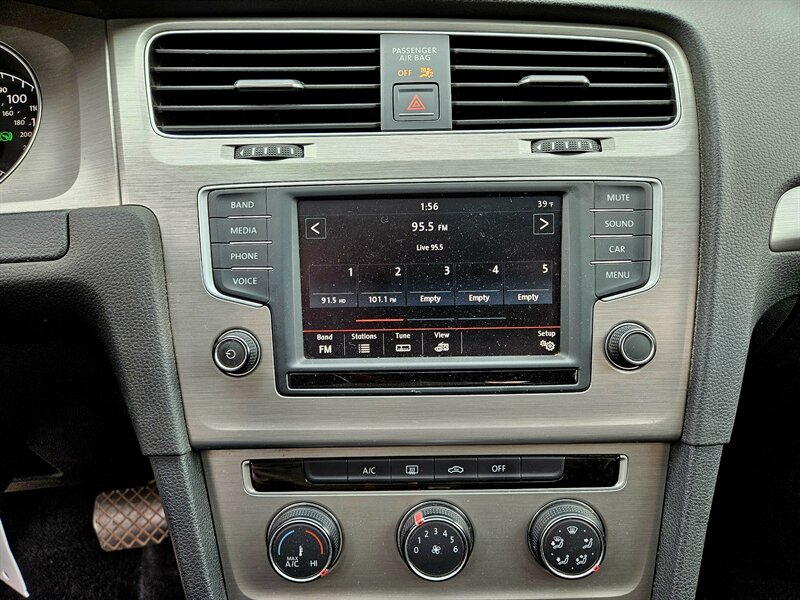 2016 Volkswagen Golf TSI S - Photo 23 - Hillsboro, OR 97124