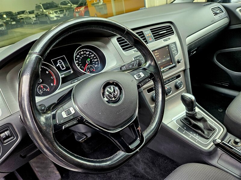 2016 Volkswagen Golf TSI S - Photo 19 - Hillsboro, OR 97124