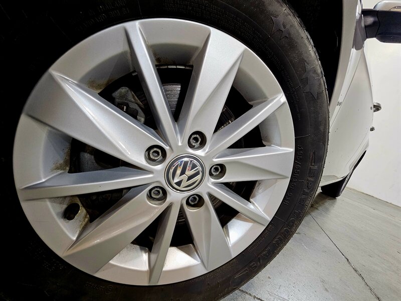 2016 Volkswagen Golf TSI S - Photo 11 - Hillsboro, OR 97124