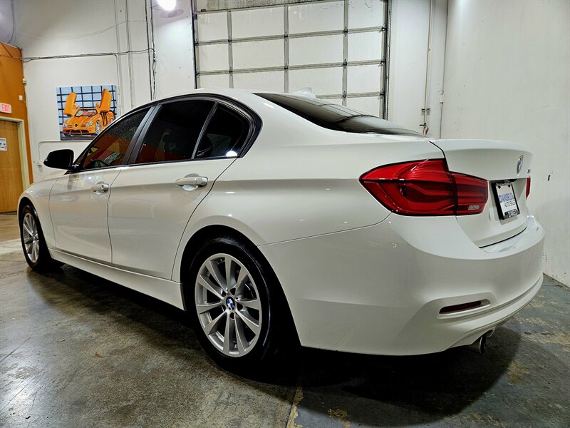2018 BMW 320i   - Photo 9 - Hillsboro, OR 97124