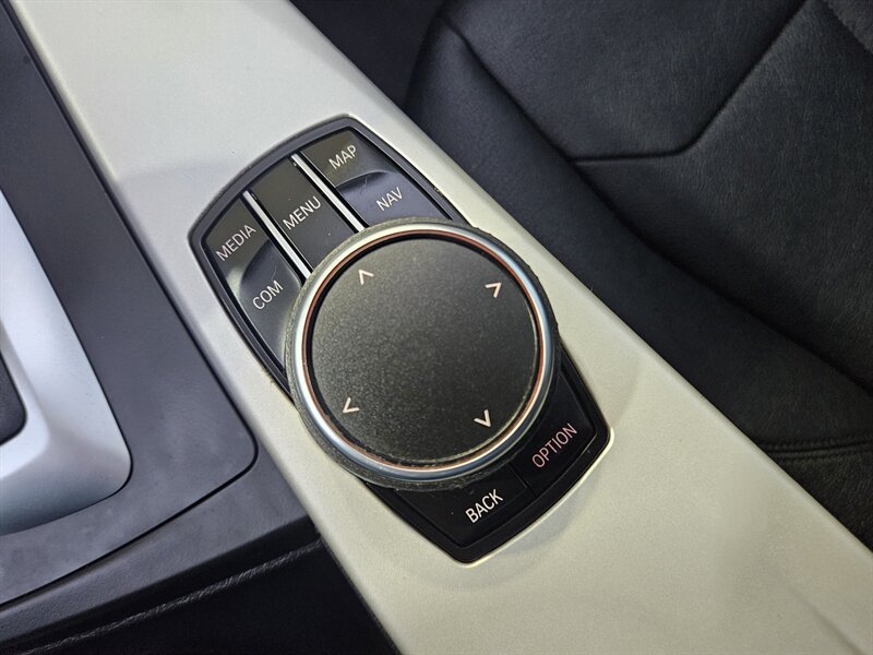 2018 BMW 320i   - Photo 35 - Hillsboro, OR 97124