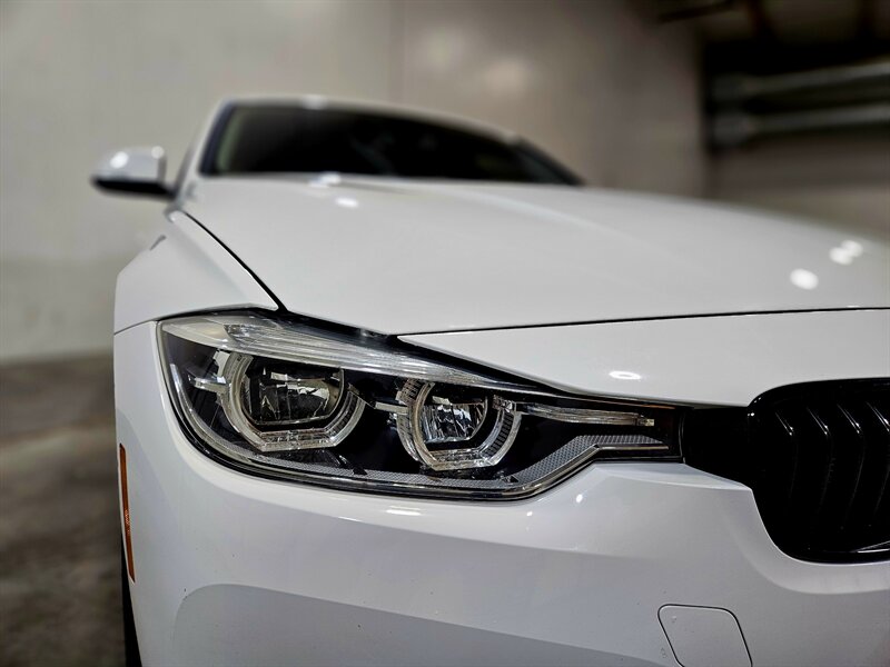 2018 BMW 320i   - Photo 15 - Hillsboro, OR 97124