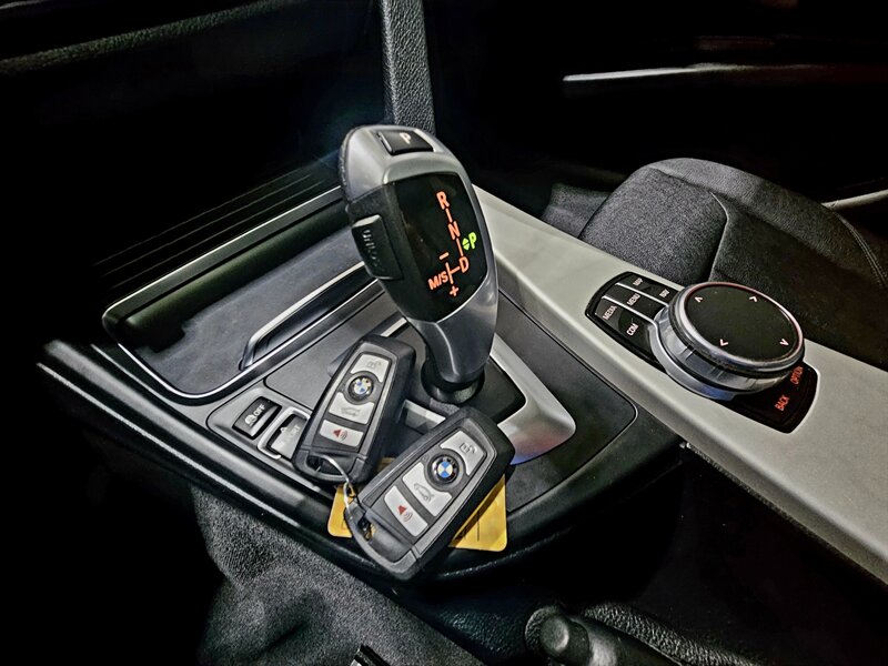 2018 BMW 320i   - Photo 42 - Hillsboro, OR 97124