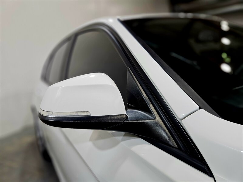 2018 BMW 320i   - Photo 16 - Hillsboro, OR 97124