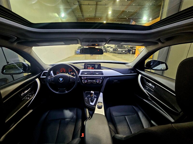 2018 BMW 320i   - Photo 25 - Hillsboro, OR 97124